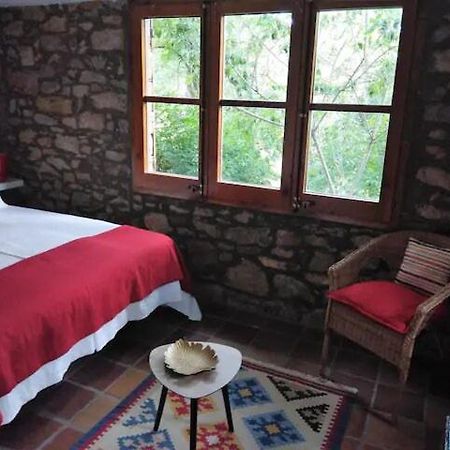 Hostal La Vall サント・パウ・デ・セゴリアス エクステリア 写真